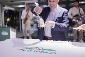 Spinola Terraces jimmarka għaxar snin f'San Ġiljan