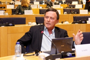 'Il-banek ta' daqs medju jinħtiġilhom trattament differenti'