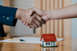 Żieda fil-bejgħ u l-konvenji tal-proprjetà residenzjali f’Lulju