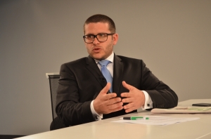 ‘Toni Abela fadallu ħafna aktar x’joffri’