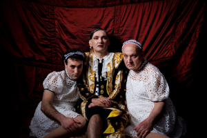 F’Ottubru, tiftaħ The Maids b’diskussjoni attwali mmexxija mid-direttur brittaniku tagħha, l-MGRM u LGBTI+ Gozo