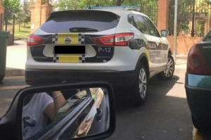 Mara teħel €800 talli ħadet ritratt ta’ karrozza tal-pulizija pparkjata ħażin