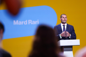 Il-PL iwiegħed li jiffinanzja l-mediċini kollha tal-kanċer u jħabbar sensiela ta’ proposti ġodda għas-saħħa