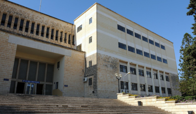 Iffirmat ftehim kollettiv ġdid għall-għalliema tal-Junior College