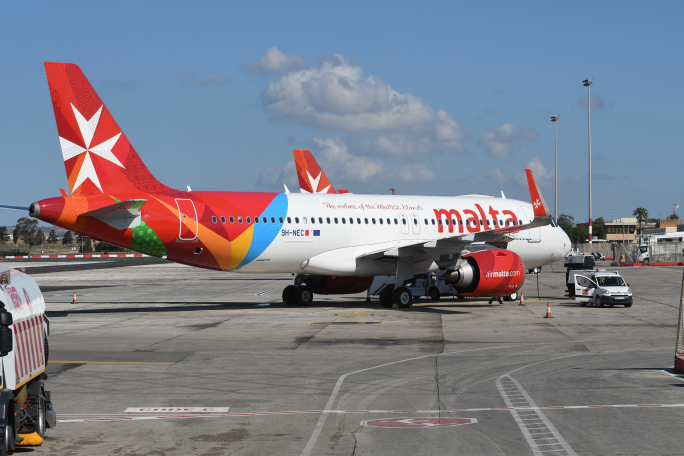 Eks kap tar-Riżorsi Umani tal-Air Malta jingħata €33,333 f’bonuses mhux imħallsa