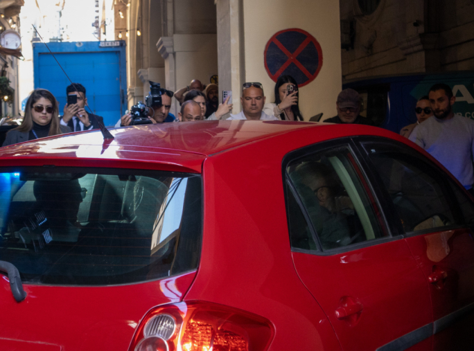 Ir-Raġel akkużat b'attentat ta' qtil fil-konfront taż-żewġ uliedu jasal il-qorti nhar il-Ħamis (Ritratt: Juliana Zammit/MaltaToday)