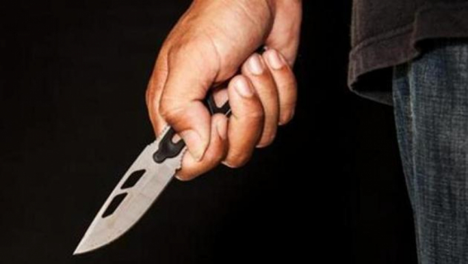 Tliet żgħażagħ mixlija b’attakk b’instrument li jaqta'