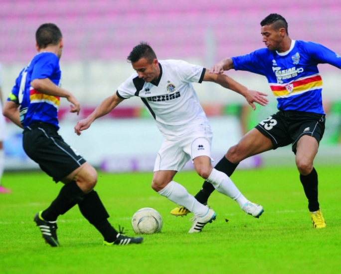 Tarxien Rainbows jegħlbu lil Hibs fid-Derby tan-Nofsinhar