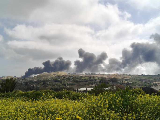 Id-Dipartiment tal-Protezzjoni Ċivili jirrispondi għal nirien f'sit industrijali f'Ħad-Dingli