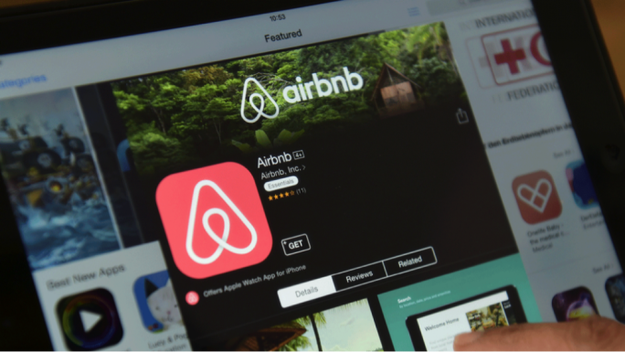 Airbnb se twaqqaf lis-sidien milli jobbligaw lill-klijenti jagħmlu xogħol ta’ tindif