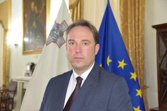 L-Avukat tal-Istat ma jistax jixhed dwar il-konċessjoni tal-isptarijiet