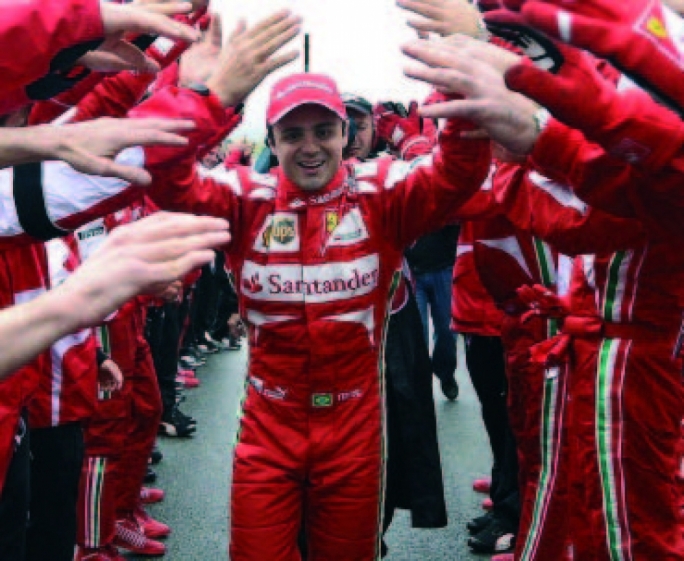 Felipe Massa jitlaq minn ma’ Ferrari