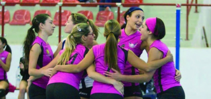Tim impressjonanti fil-volleyball tan-nisa jinsab f’ras il-klassifika