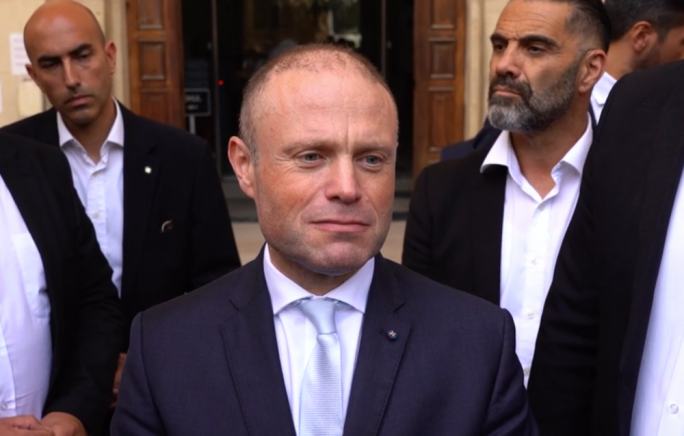 Joseph Muscat jiċħad l-allegazzjonijiet ta’ involviment fil-ftehim tal-Fortina