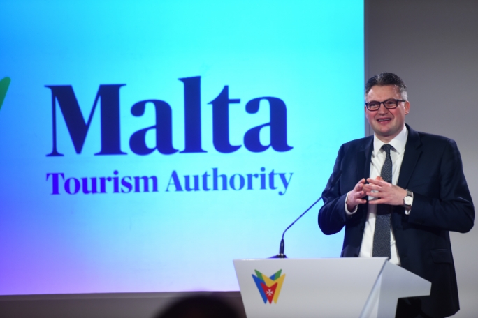 Irtirata n-nomina ta' Mizzi għall-OSCE; Jintalab ukoll parir legali dwar il-kuntratt ta' €80,000 mal-MTA