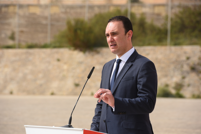 Il-ħatra tal-Prim Imħallef tibqa’ pendenti hekk kif Grima jgħid li l-mument ma kienx opportun