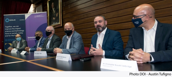 Iffirmat qbil ta’ tliet snin bejn l-Università ta’ Malta u Evolve Ltd għal investiment fir-riċerka
