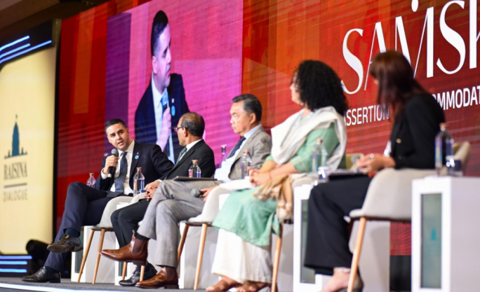 Ian Borg jiltaqa' mal-Prim Ministru tal-Indja Narendra Modi waqt konferenza fi New Delhi