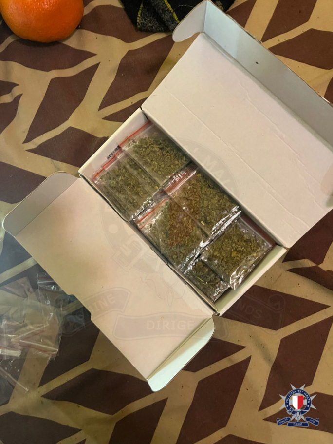 Iżjed drogi sintetiċi misjuba fir-residenza tar-raġel fil-Marsa