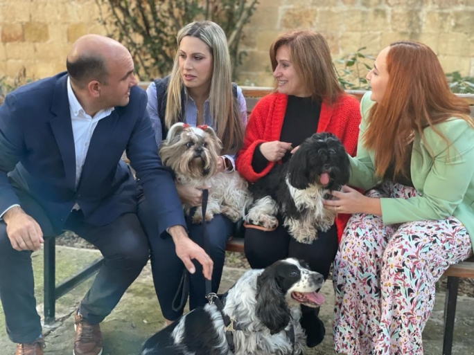 Fl-ewwel 100 jum Gvern Nazzjonalista jirregolarizza ż-zoos u jżid il-pieni għal min jaħqar l-annimali