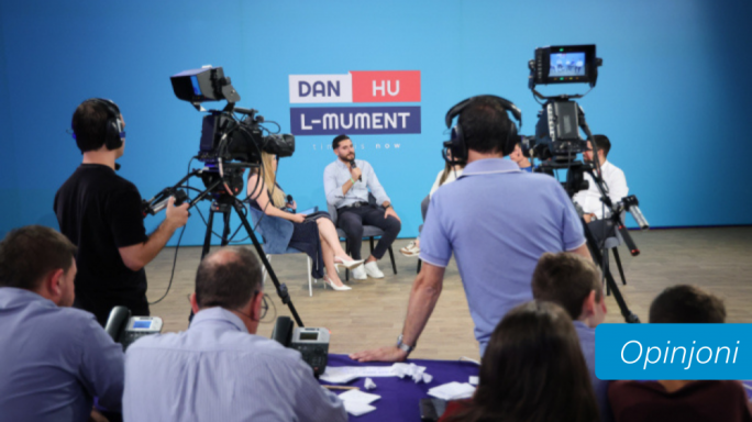 Id-differenza bejn iż-żewġ partiti politiċi waqt il-maratoni