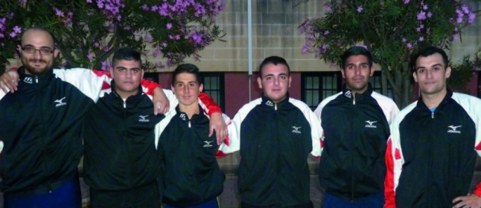 Weightlifters Maltin jitħarrġu fil-Bulgarija